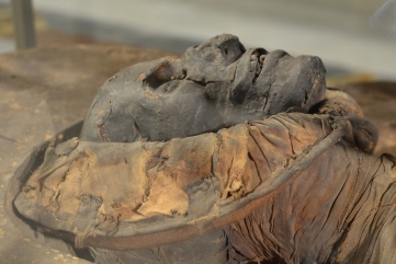 mummia-sezione-egizia-napoli